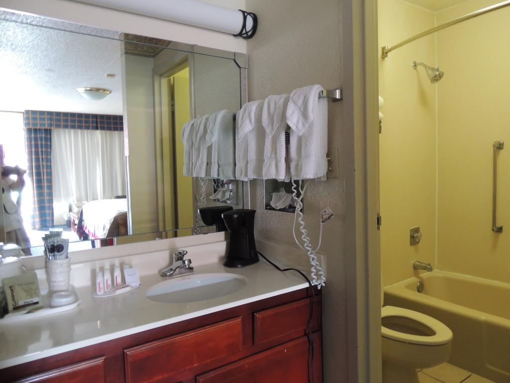 Ramada New Braunfels Hotel Szoba fotó